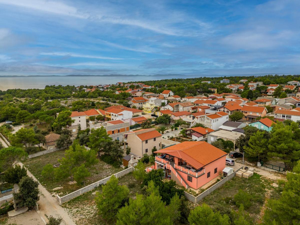 Apartment Zlata *
